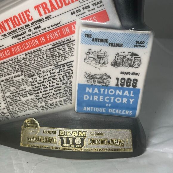 1968 Jim Beam “The Antique Trader” 11th Anniversary decanter - Picture 6 of 9